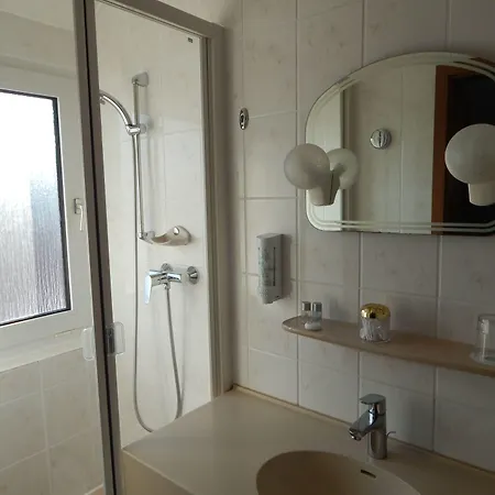 Kaiserquelle Otel 3*