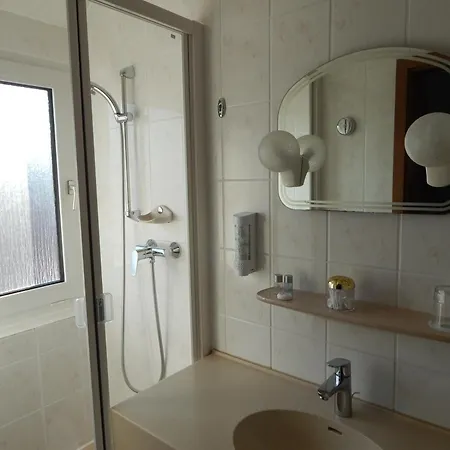 凯瑟克尔酒店 3*